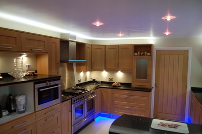Image of kitchen
            lighting